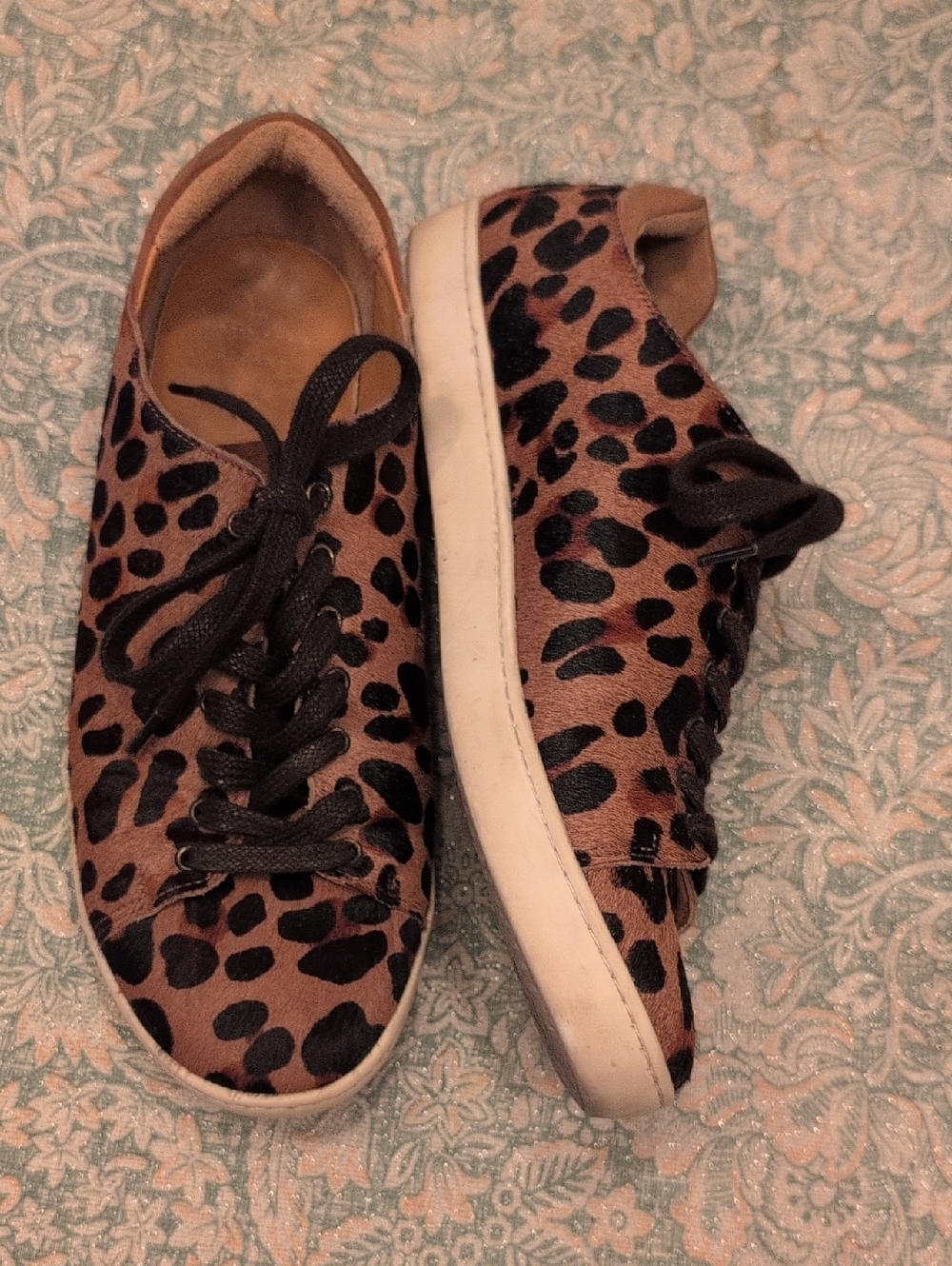 **SEZANE Leopard Print Pony Hair Sneakers Size 40 Lace-Up Animal Print Chic**